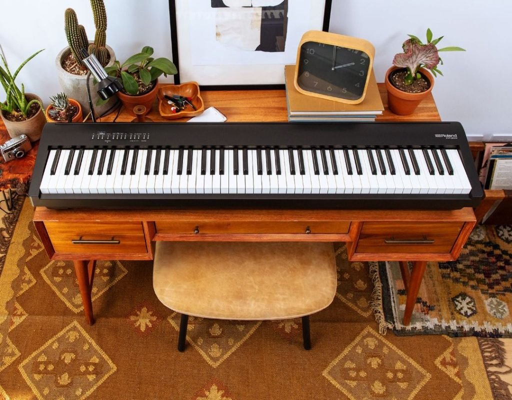 roland_fp30x_with_detachable_s_1675591736_00ba07ee_progressive-2 roland_fp30x_with_detachable_s_1675591736_00ba07ee_progressive-2